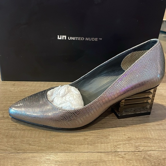 United Nude Shoes - United Nude midrise pump